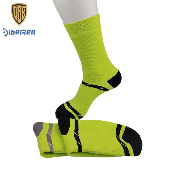 Sports Socks Manufacturer - Unisex Waterproof Breathable Crew Size with Bottom Logo and Cuff