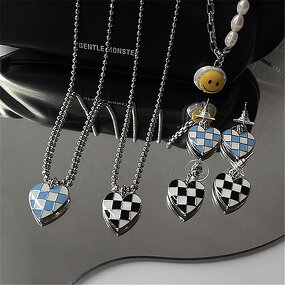 Necklace Manufacturer - Vintage Retro Checkerboard Love Pendant Beads Heart Checkered