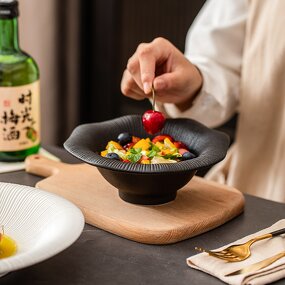 Porcelain Soup Plate Manufacturer - Fancy European Unique Deep Dessert White Ceramic Salad Bowl for Restaurant