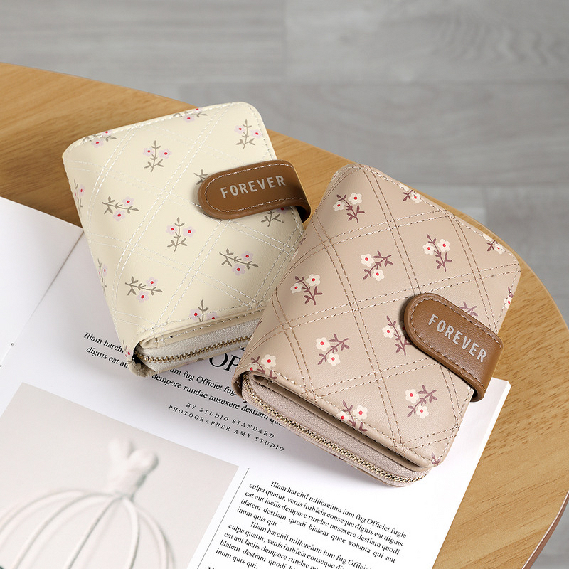 Wallet Manufacturer - Women's Minimalist Geometric Printed Card Holder