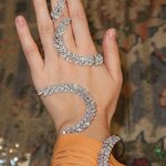 Fashion Bracelet Manufacturer - Plant Shape Zircon Leaves Wrapped Gold with Rhinestones Fine Jewelry