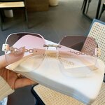 Sunglasses Manufacturer - Large Frame Retro Gradient UV400 Chain Mirror Legs Metal Polarized