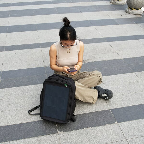 Solar Panel Backpack Manufacturer - 14W Mono PERC with 20L USB/Type-C Dual Output Capacity