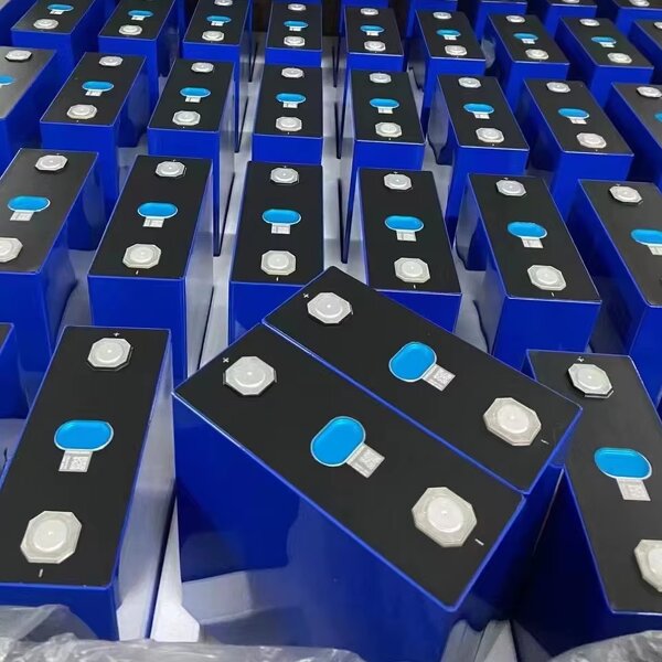 Prismatic LiFePO4 Battery Manufacturer - 12.8V 200AH 100AH 280AH Solar Energy Liquid Cells Household 6000 Cycle