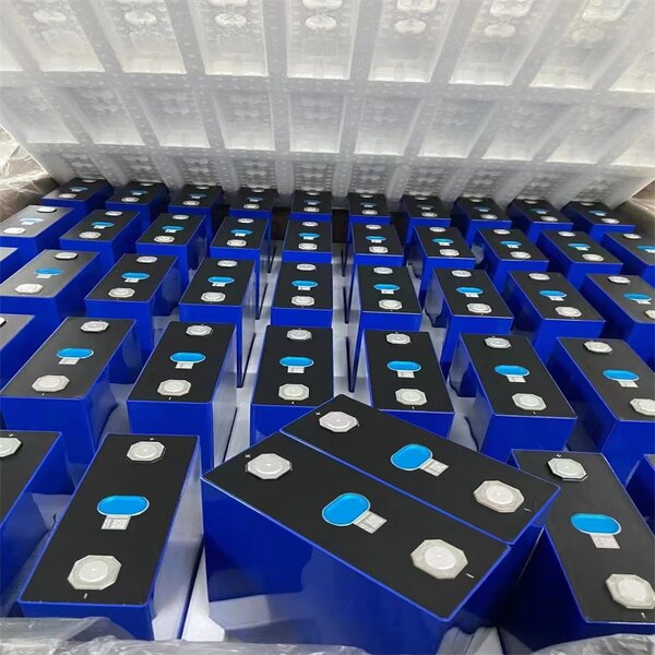 Prismatic Liquid Battery Manufacturer - Lusen 12.8V 280AH/314Ah LiFePO4 10000 Cycles Solar Energy Storage System