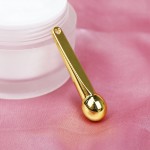 眼部按摩工具供应商-精致锌合金金色