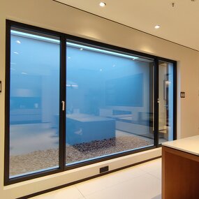 Aluminum Alloy Window - Large Floor Screen Integrated with Tempered Glass & Magnetic