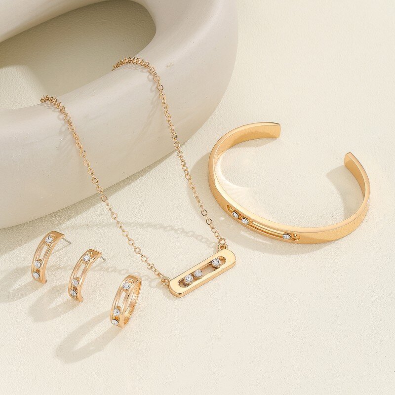 Women's Jewelry Set Manufacturer - 18K Gold Plated Designer Bracelet Necklace Earrings Custom Luxury Waterproof