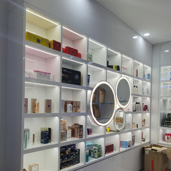 化妆品展示架生产商-储物设计零售店壁挂