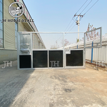 Prefab Stables Manufacturer - Easy Install for Galvanized Horse Portable