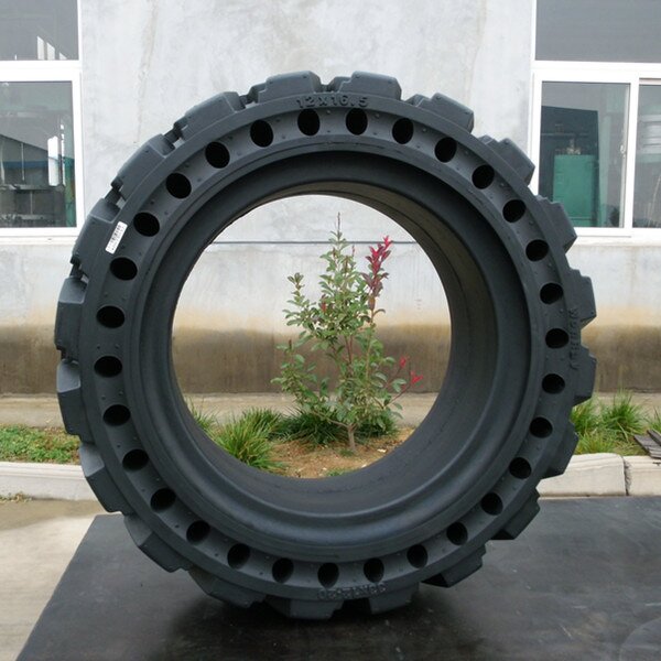 Solid Tires Manufacturer - 12 X 16.5 for Bobcat S185 Skidsteer Loader