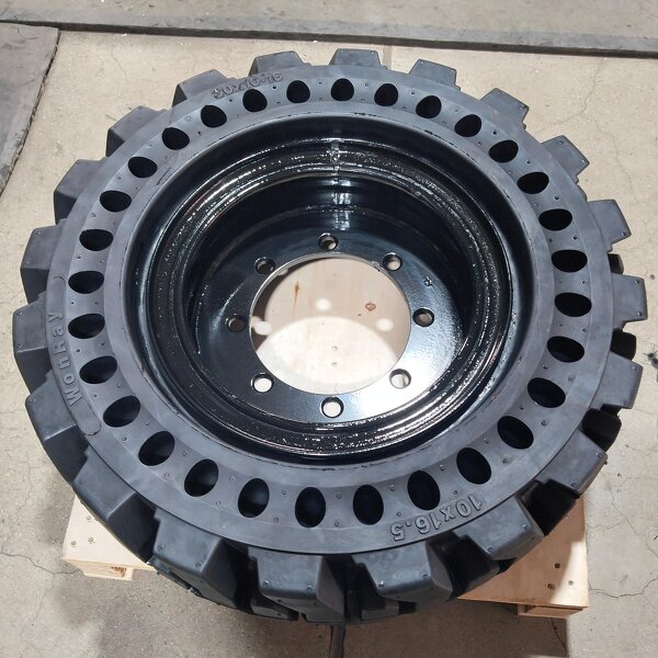 Boom Lift Wheels Manufacturer - Rough Terrain Scissor Lifts Tires 10-16.5 for Haulotte H12SX