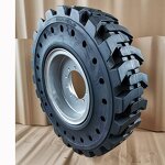 Solid Tire Manufacturer - with Rim 14.00-24 1400x24 for JLG 1055 1255 Telehandler