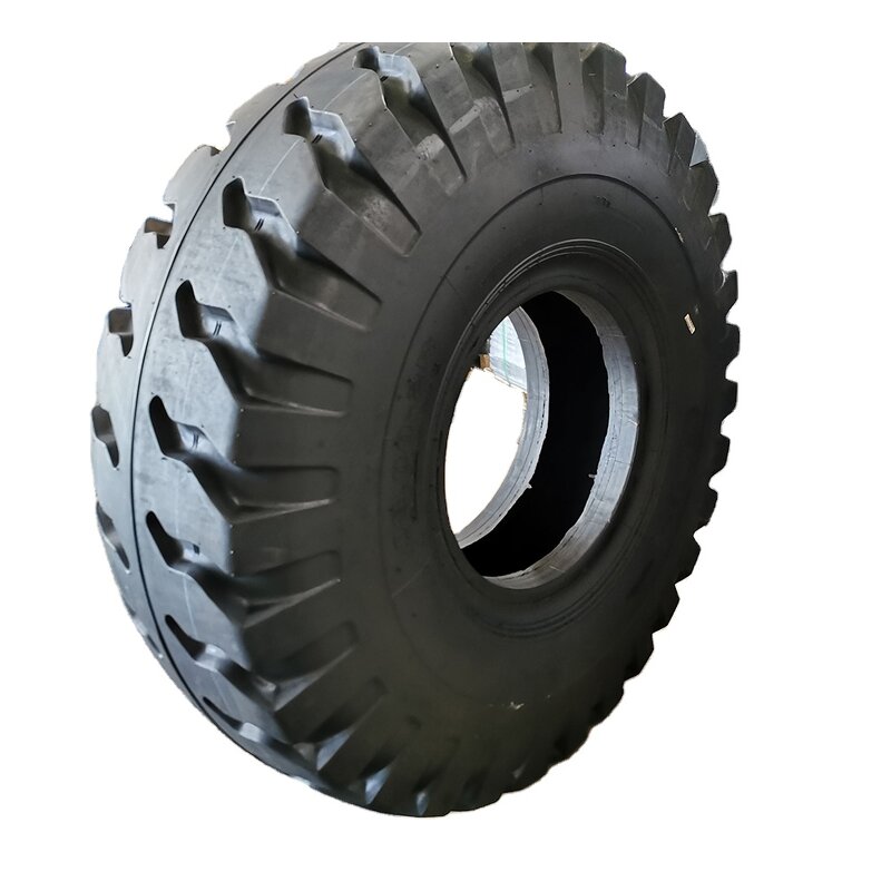 Tire Manufacturer - Kalmar DCD 370-12CS/ 420-12CS 18.00-25 PR32 TL for Port