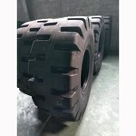 Port Crane Tire Manufacturer - Wholesale Heavy Duty 14.00-24 16.00-25 for Empty Container Handler
