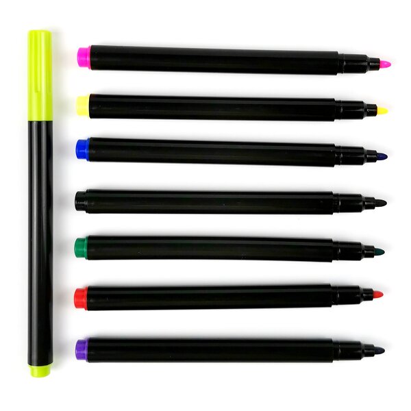 Fabric Markers Set Manufacturer - Non-Toxic Multi-Color Textile Paint Pens for a Variety of Fabrics