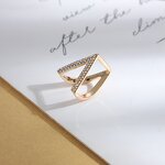 Scarf Buckle Manufacturer - Yiwu Factory Direct Sales Shawl Silk Brooch Fashion Simple Three Ring Classic Silk