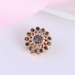 Muslim Brooch Manufacturer - Women's Strong Magnetic Inlaid Diamond Double-sided Drill Flower Yiwu Trinket Silk Scarf Magnetic Buckle