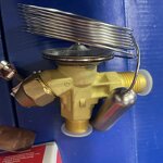 Expansion Valve Manufacturer - R134 Tn2 Internal Eq. 3/8x1/2 Flare 068z3346