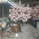 塑料樱花树源头工厂-粉色人造樱花树塑料婚礼装饰用
