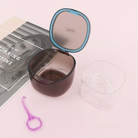 Dental Retainer Case - Colorful Plastic Storage Aligner for Orthodontic Braces