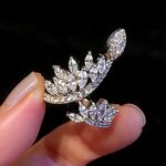 Rings Manufacturer - OEM Wholesale Light Green Crystal Feather Design Bridal