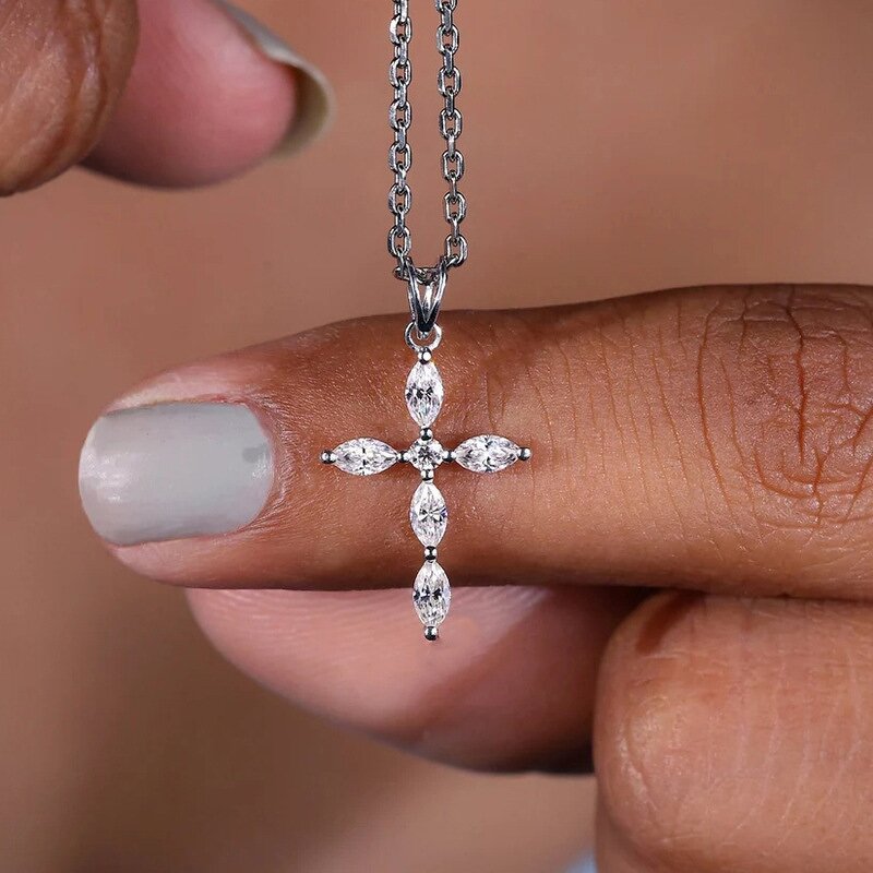 Necklace Manufacturer - Hip Hop Twist Chain with Full Iced Out Zircon for Men