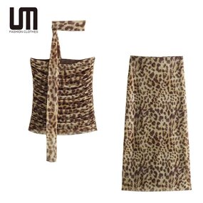 Women Two Piece Set Manufacturer - Liu Ming 2024 Strapless Leopard Printed Pleated Tops + Skirt