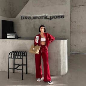 Women's Tracksuits Manufacturer - OEM Factory Custom Heavy Weigh Soft Fabric ZIP Sweatshirt Terry Cargo Jogging Set