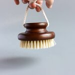 Back Brush Manufacturer - Lotus Wood Dry Body Exfoliating Scrub with Short Handle