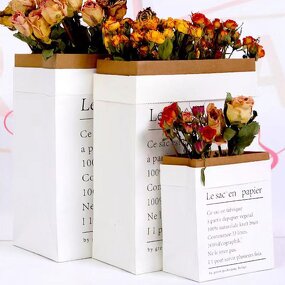 Custom Recycled Double-Deck Kraft Gift Paper Packaging Waterproof Flower Bouquet Printed with Logo for Candle Recycled Board