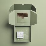 20*18*8 cm White Green Outside Recyclable Foldable Kraft Paper Shipping Packaging Mailer Boxes with UV Coating and Varnishing