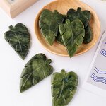 Leaf Shaped Jade Crafts Manufacturer - Custom Hand Carved Natural Healing Green Crystal Home Decor Tool