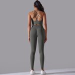Yoga Outfit Set Manufacturer - Seamless Knitting Beautiful Back Close-fitting