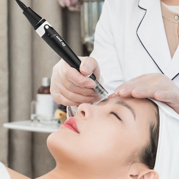 Microneedle Device Manufacturer - Dr Pen A7 Wired Professional for Skin Tightening