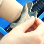 刮痧工具工厂-不锈钢水晶面部按摩器