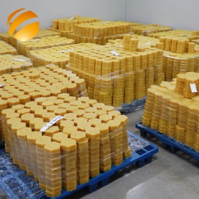 Source Factory Pure Natural Beeswax for Candles Cosmetics Bulk Supply