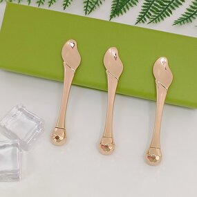 Facial Cosmetic Spoon - Customized Spatule Beauty Care Tool for Skincare Application