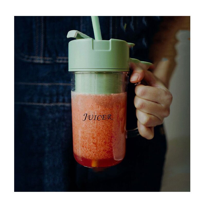 USB Juicer Blender - Portable with Straw Smoothies Food Mini Car Use Kitchen Tool