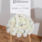 White Rose Bouquet Factory Outdoor Decoration