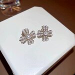 Earrings - Manufacturer S925 Silver French Pearl Flower Niche Delicate Stud