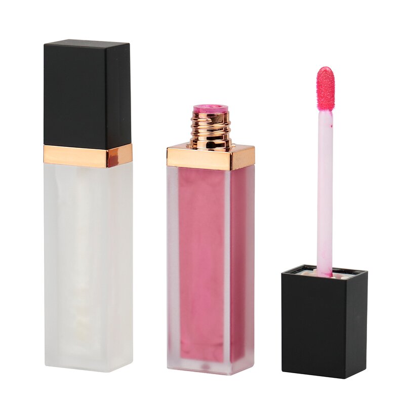 Lip Oil - Manufacturer Private Label 5g Vegan Strawberry Lip Plumping Oil