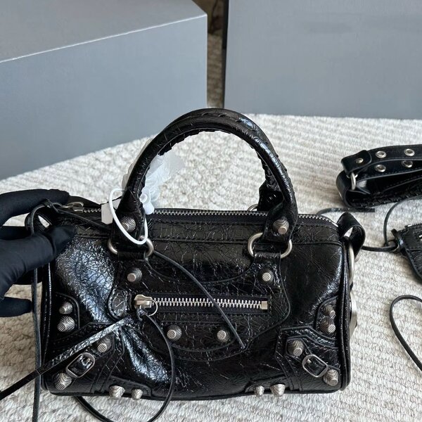 Handbag - Manufacturer Spot Retro Motorcycle Style Shoulder Crossbody Women's Bag