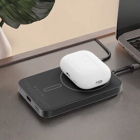 Power Bank - Manufacturer 5000mAh Magnetic Wireless 20W Type-C LED Display