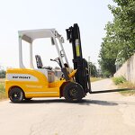 Forklift Manufacturer - 3T Four-Wheel All-Terrain Tractor Forklift Multi-Industry Use