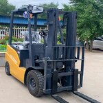 Crane Manufacturer - Portable Multi-Functional Forklift Small Cargo Loading Unloading