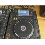 Turntables Manufacturer - Pioneer CDJ 2000 Pair Supporting CD/USB & Rekordbox Software