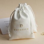 Velvet Pouch Manufacturer - Hot Sale Custom Logo Velvet Suede Cosmetic Jewelry Pouch