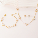 Five-Leaf Grass Jewelry Set - Manufacturer - Lucky Flower 3-Piece Necklace Bracelet Earrings Party Gift