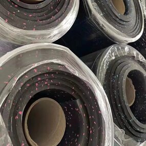 Rubber Car Mats - Manufacturer - Custom-Fit Land Rover Discovery All-Weather Floor